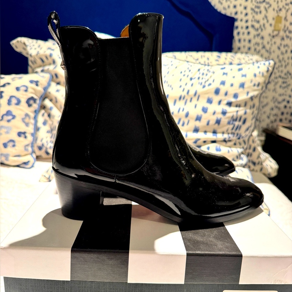 NWT Aquazzura Kilian Boot Black Patent Size 40
